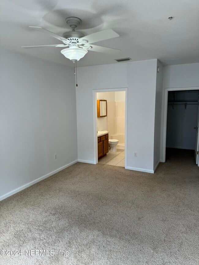 Building Photo - 4935 Islamorada Ln