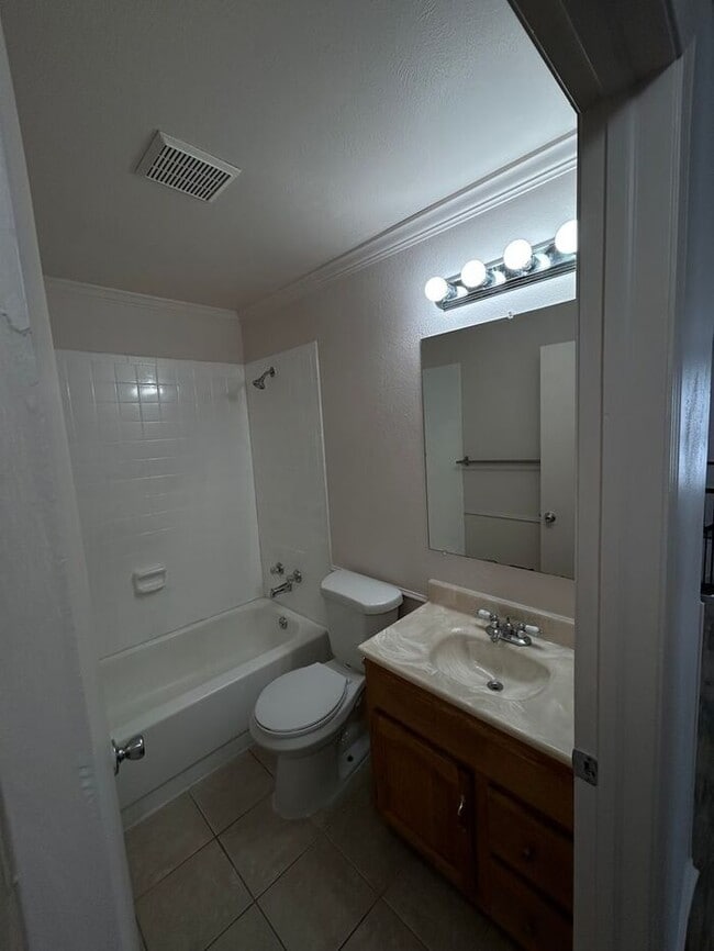 Building Photo - 8555 S Estes St