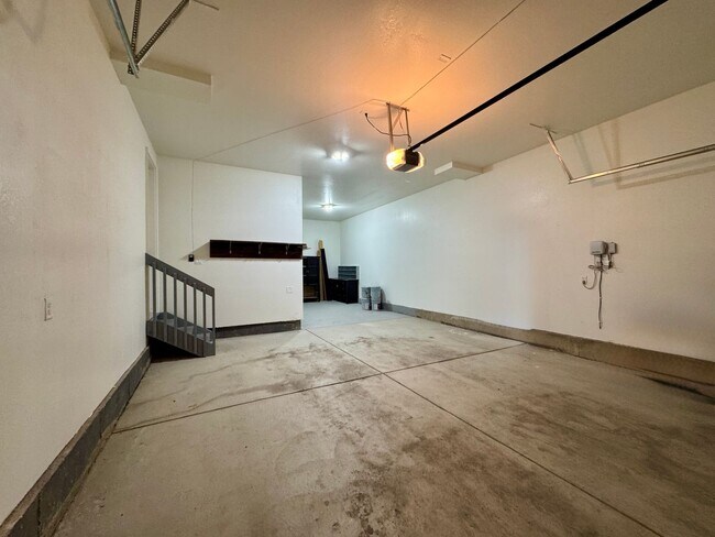 Building Photo - Stunning 5-Bedroom Home with Theater Room & Upgrades – Commerce City