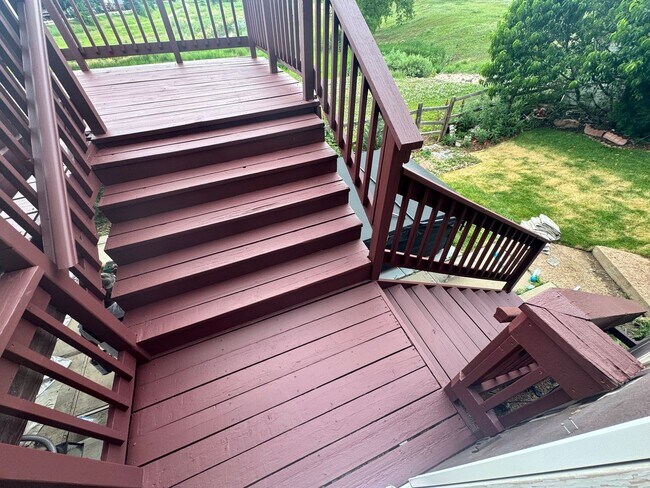 Building Photo - Welcome to this Fantastic 4 Bed 2.5 Bath i...