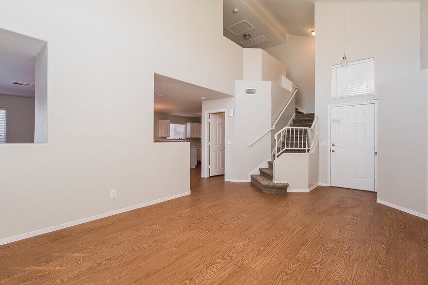 Building Photo - 2110 Big Boulder Dr