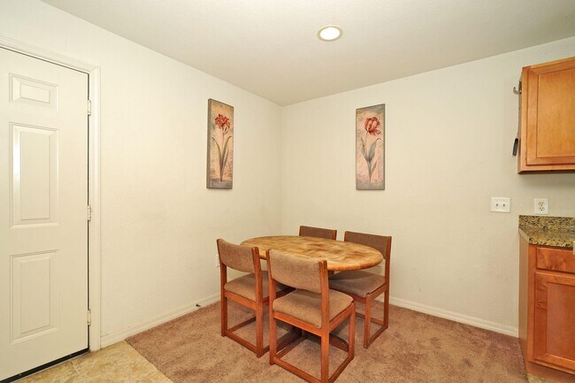Building Photo - 3562 D'Avinci Way