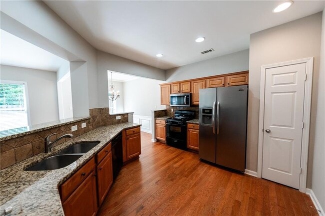 Building Photo - 4995 Berkeley Oak Dr