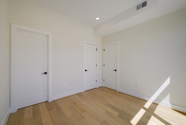 Building Photo - Modern Sophistication in NW/Friendship Heights - BRAND NEW 2BR/2BA w/ Private Parking