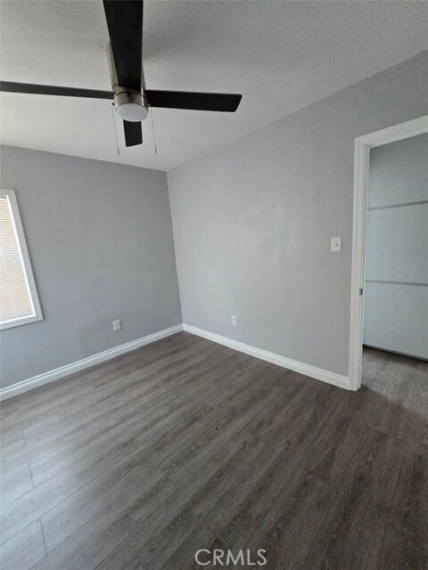 Building Photo - 8467 Cottonwood Ave