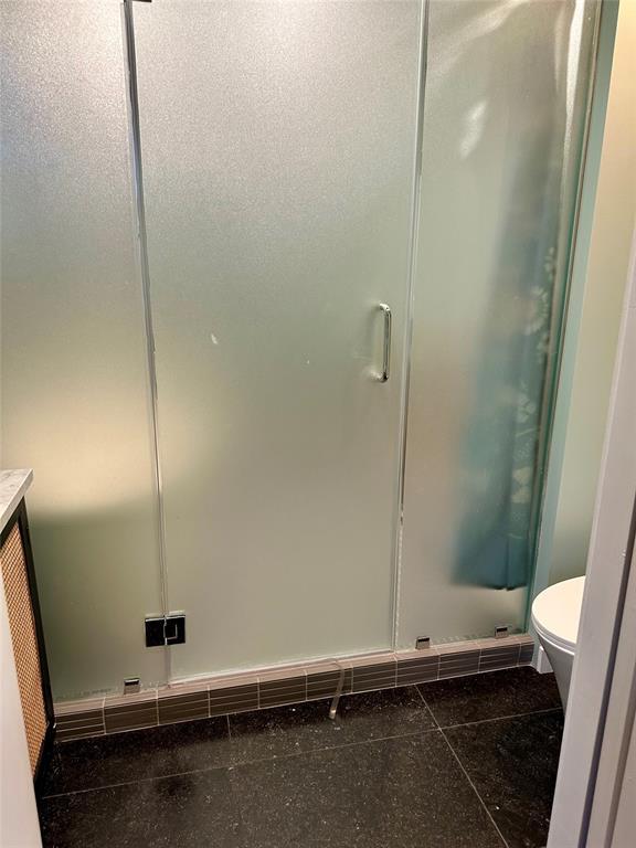 Building Photo - 2507 East Side Dr