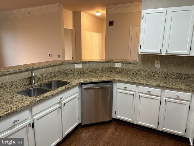 Building Photo - 1550 Spring Gate Dr.