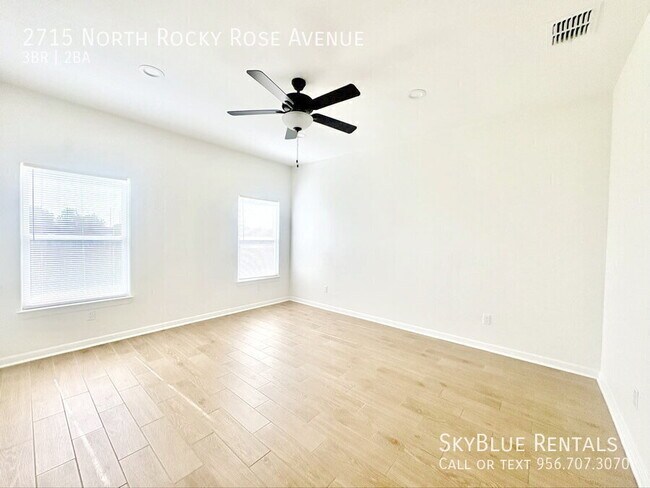 Building Photo - 2715 N Rocky Rose Ave