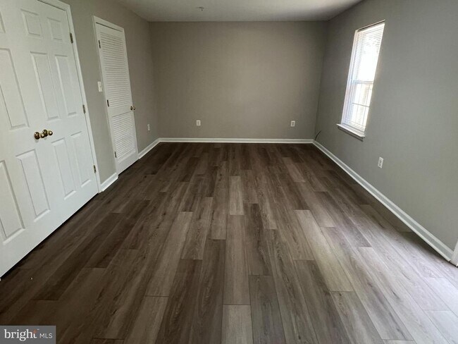 Building Photo - 18023 Calabar Dr