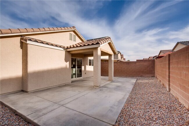 Building Photo - 8645 Palomino Ranch St