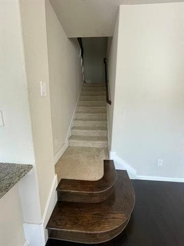 Building Photo - 324 Tallgrass Ln