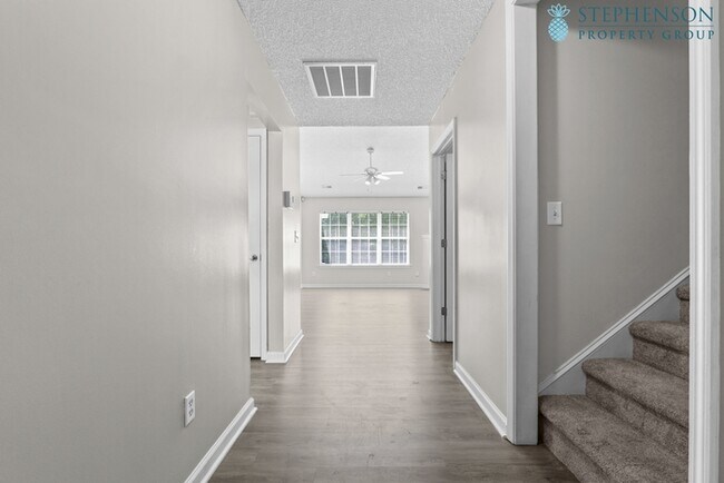 Building Photo - 128 Pennbrook Ln