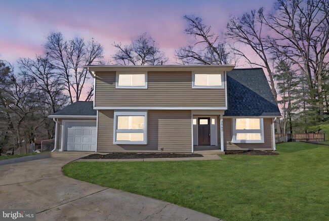 Building Photo - 2520 Linwood Ln