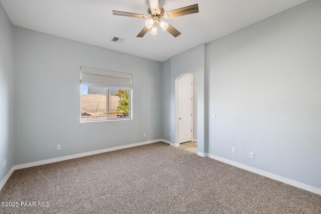 Building Photo - 6548 E Bay Point Way