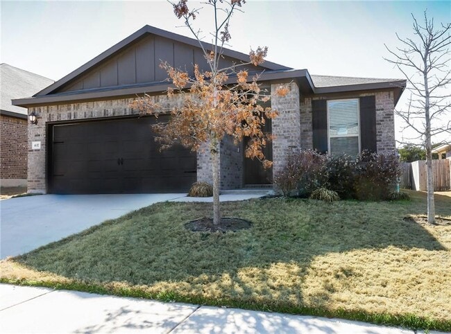 Building Photo - 637 Gabrielle Anne Dr
