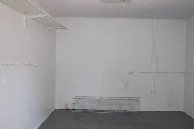 Building Photo - 1770 SW 122nd Ct