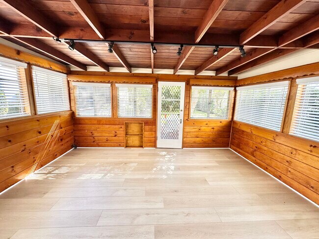 Building Photo - 2544 N Keystone St