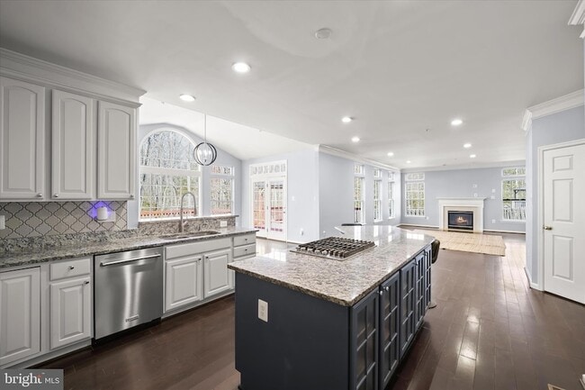 Building Photo - 8314 Sunnybrook Ct