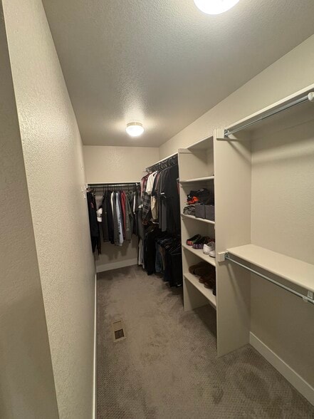 Master closet - 12197 Claude Ct