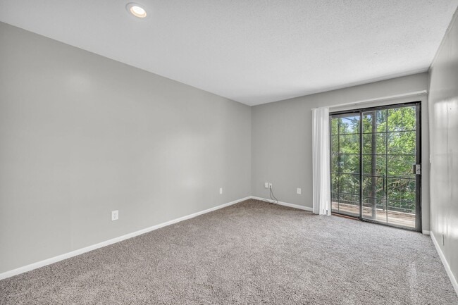 Floorplan - 4723-4725 MERCIER