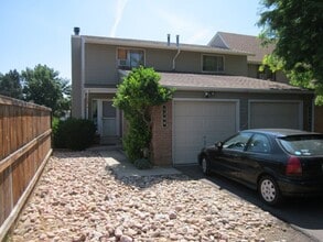 Building Photo - 3 Bedroom, 2 Bath Townhouse with Attached Garage in Desirable Lafayette, CO!