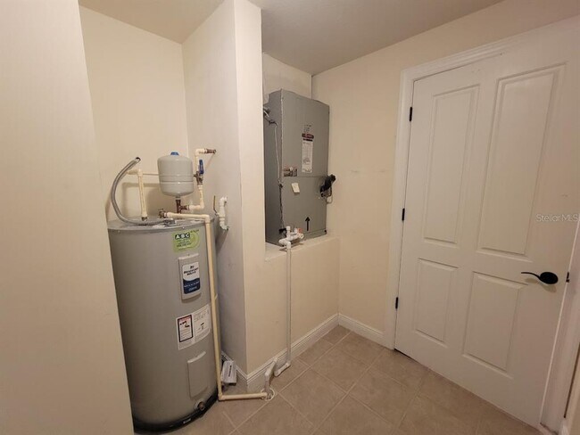 Building Photo - 5114 Melbourne St