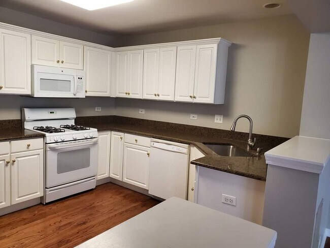 Building Photo - 3087 Serenity Ln