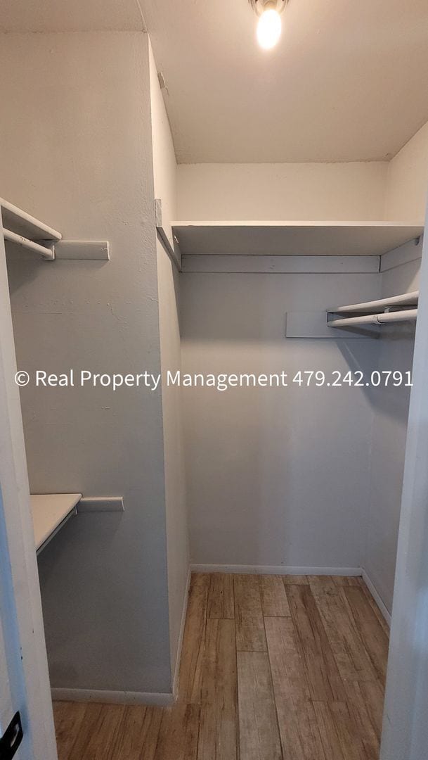 Building Photo - 3404 Iola Ave