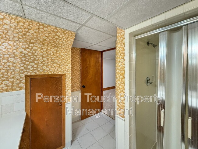 Building Photo - 3231 1st St N