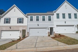 Building Photo - 3359 Verdi Ln