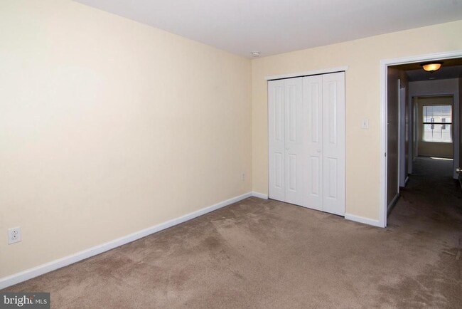 Building Photo - 517 Boxwood Ln