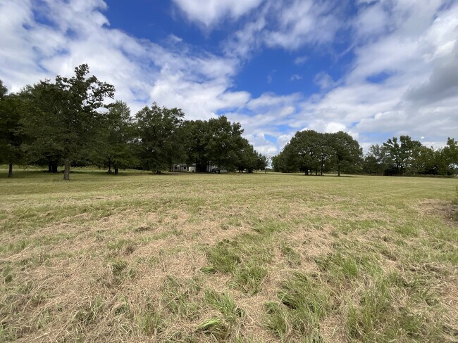 Building Photo - 403 Vz County Rd 3613