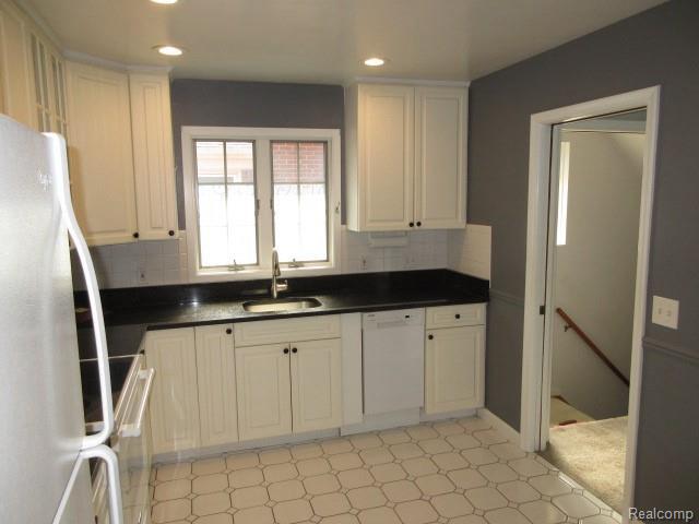 Building Photo - 322 Catalpa Dr