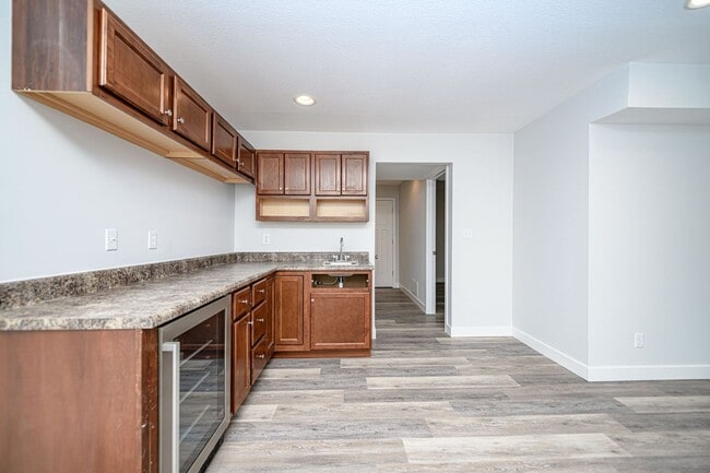 Building Photo - GEORGETOWN Duplex - SW Columbia – 3 Bed, 3...