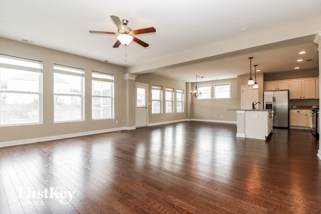 Building Photo - 358 Fox Ridge Ln