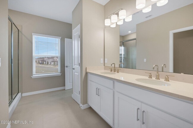 Building Photo - 365 Cherry Elm Dr