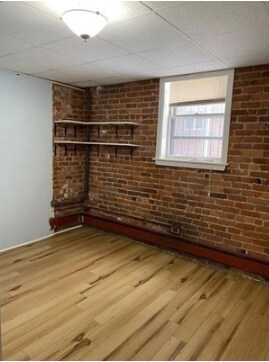 Building Photo - 66 Marshal St