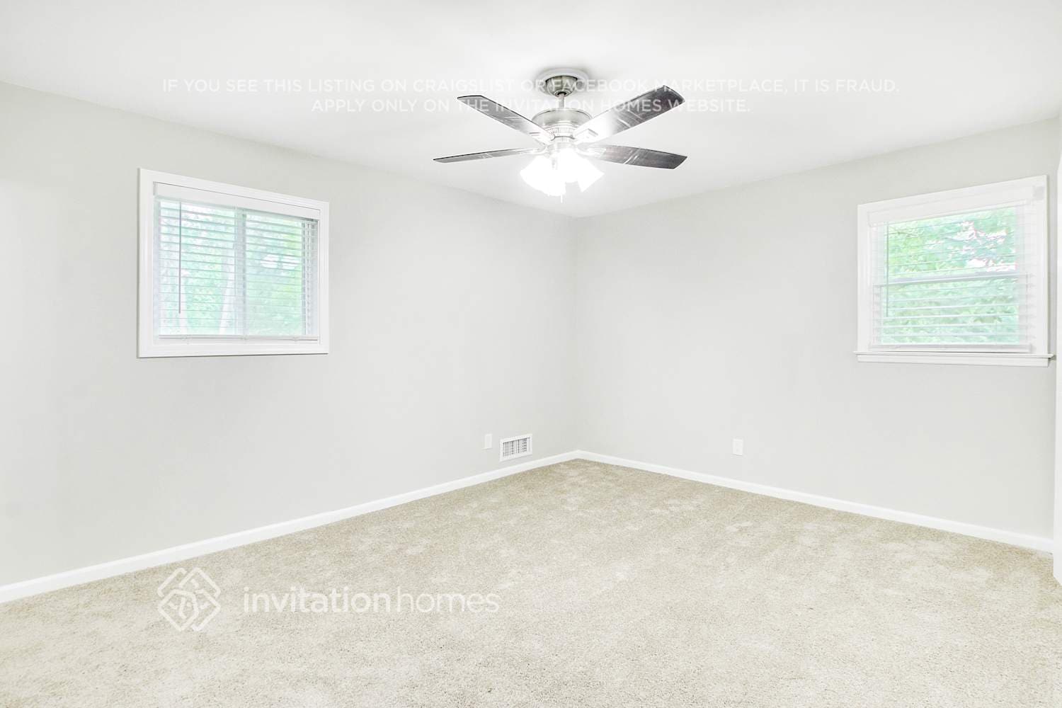 Building Photo - 6395 El Caudillo Ct