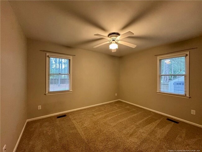Building Photo - 200 Horseshoe Dr