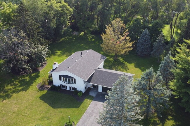 Building Photo - 31340 Liberty Rd