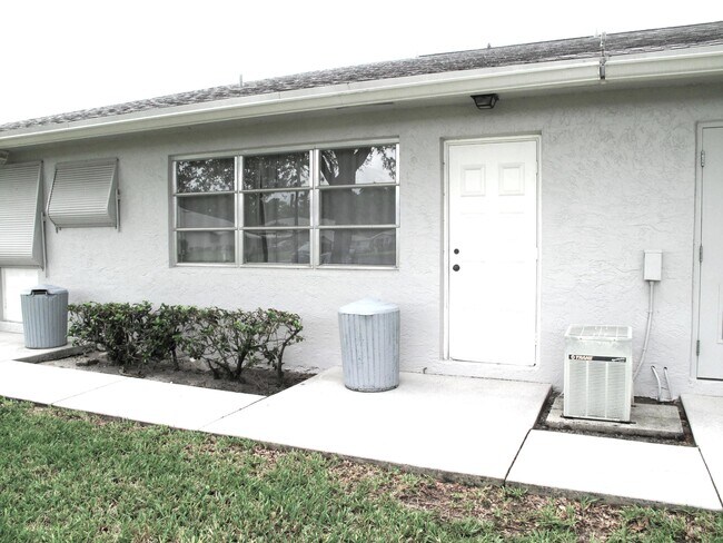 Building Photo - 14500 Canalview Dr