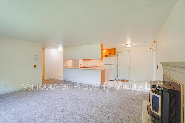 Building Photo - 7104 Louisiana Dr
