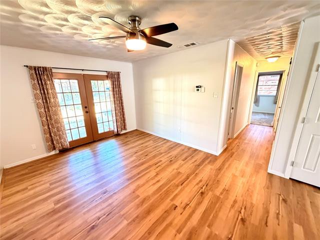 Building Photo - 1413 Potomac Dr