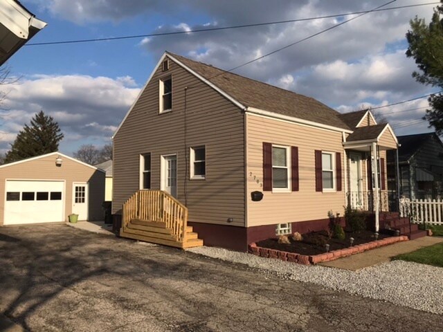 Front/side - 2703 Oakwood Drive