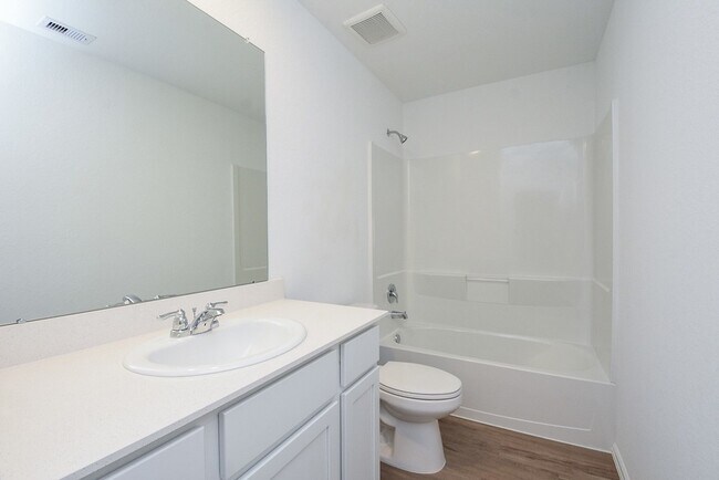 Building Photo - 18987 Panzini Dr