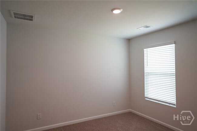 Building Photo - 139 Painted Lady Lp
