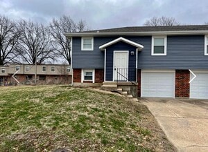 Building Photo - Updated 3-Bedroom Home with Garage in a Cul-de-Sac