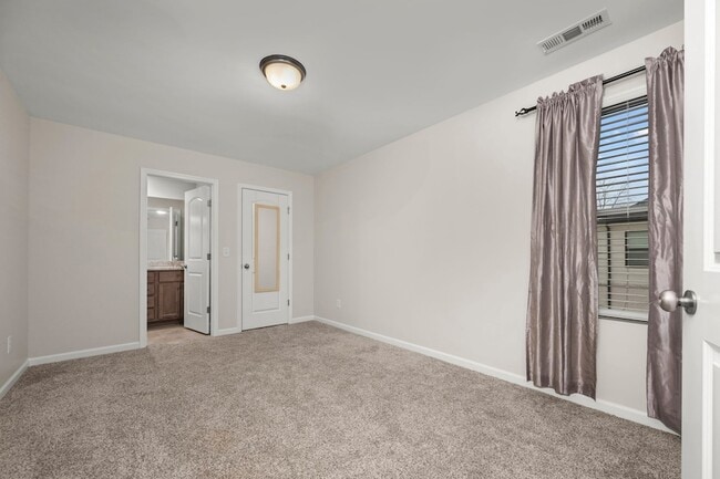 Building Photo - 3525 Darrell Dr