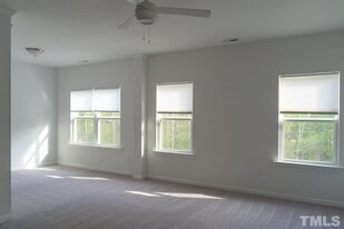 Building Photo - 1004 Archer Ln