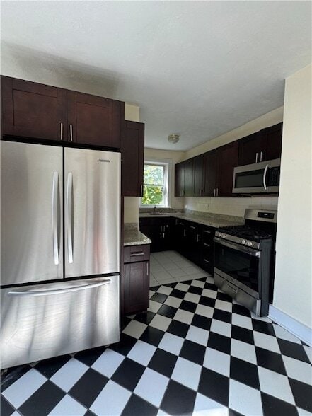 Building Photo - 58 Roanoke St